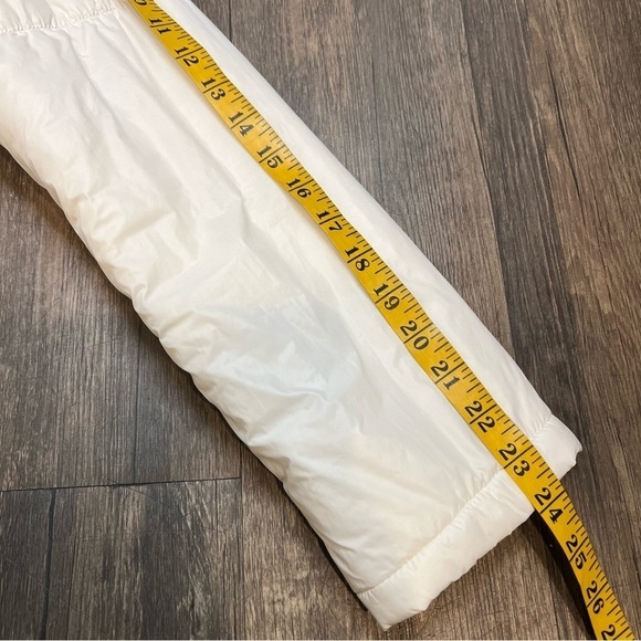 Twisted Heart Vintage White Mid Length Full Zip Warm Puffer Jacket Coat Snow M - Picture 15 of 16